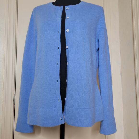 Investments Fine Cashmere Cornflower Blue Round Neck Full Button Cardigan✨️M - Picture 12 of 16
